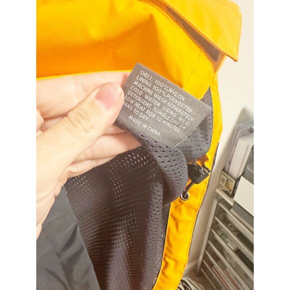 Seabourn Antarctica Voyages Ship to Shore Traveler Jacket Hooded Yellow Size XS - Picture 4 of 7